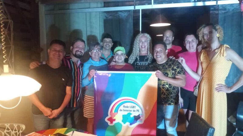 Rede LGBT do Interior visita grupo Sete Cores, de Pombos-PE